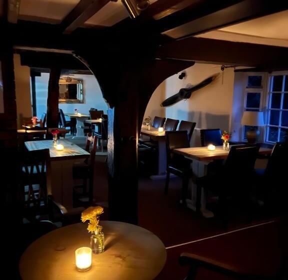 住宿加早餐  John Barleycorn