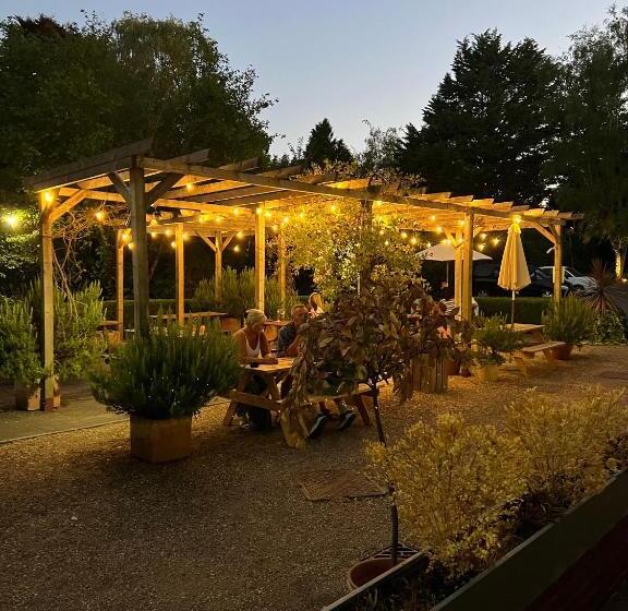 住宿加早餐  John Barleycorn