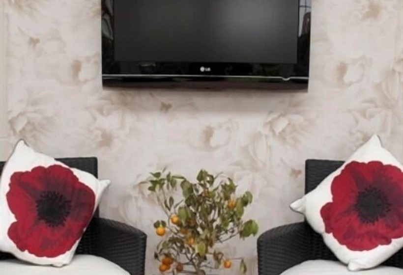 Bed and Breakfast Number One St Luke S