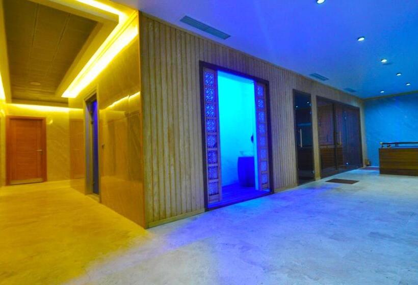 Black Bird Thermal Hotel & Spa