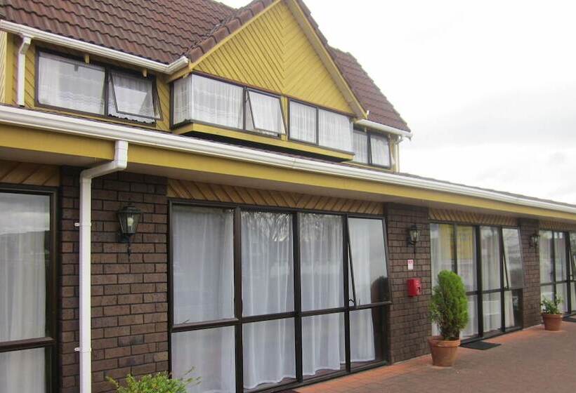 Отель Ace Motor Lodge