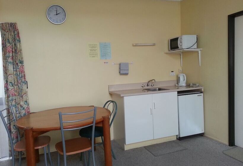 Отель Ace Motor Lodge