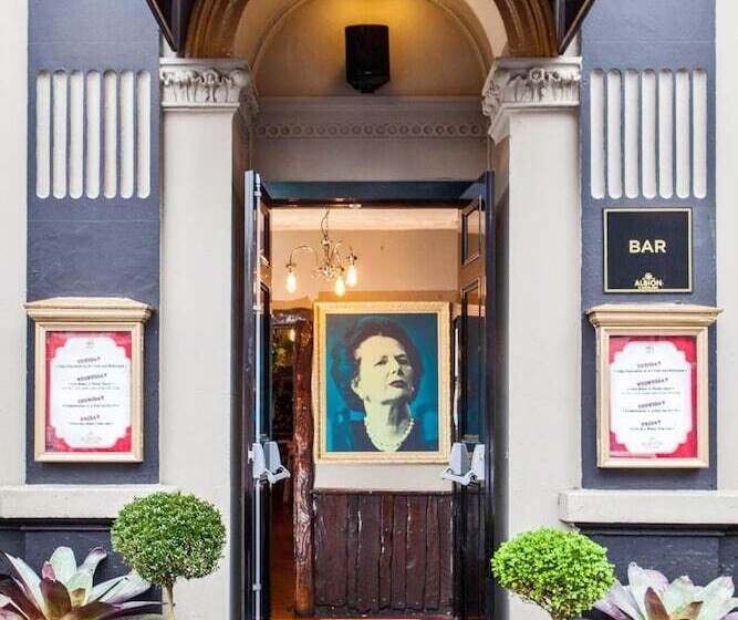 فندق Albion Of Auckland