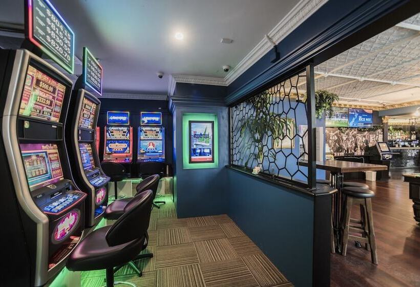 فندق Albion Of Auckland