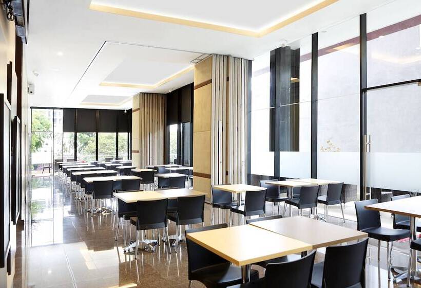 Amaris Hotel Pasar Baru