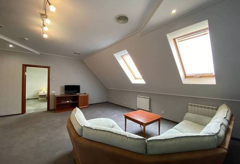 호텔 Cherkasy Palace