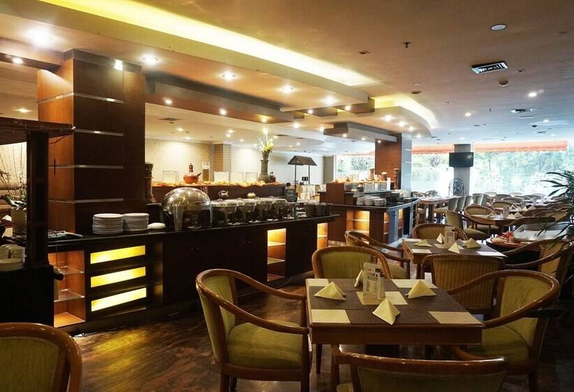 בית מלון כפרי Grand Pangrango