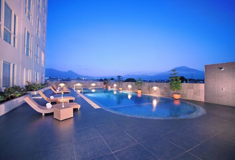 Atria Hotel Malang