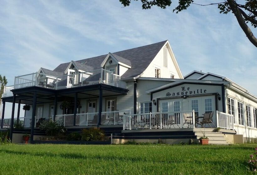 ホテル Auberge Seigneurie Des Monts