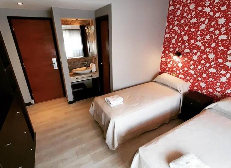 Отель Castellon