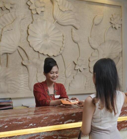 Cavinton Hotel Malioboro Yogyakarta By Tritama Hospitality