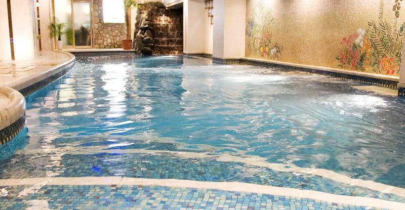 מלון כמוסות Capsule Inn Osaka