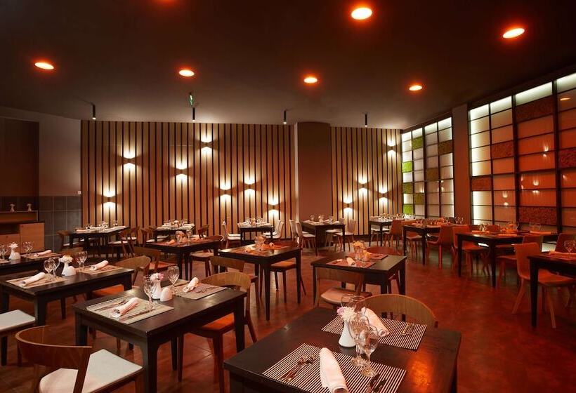 Отель Dreams Sunny Beach Resort & Spa