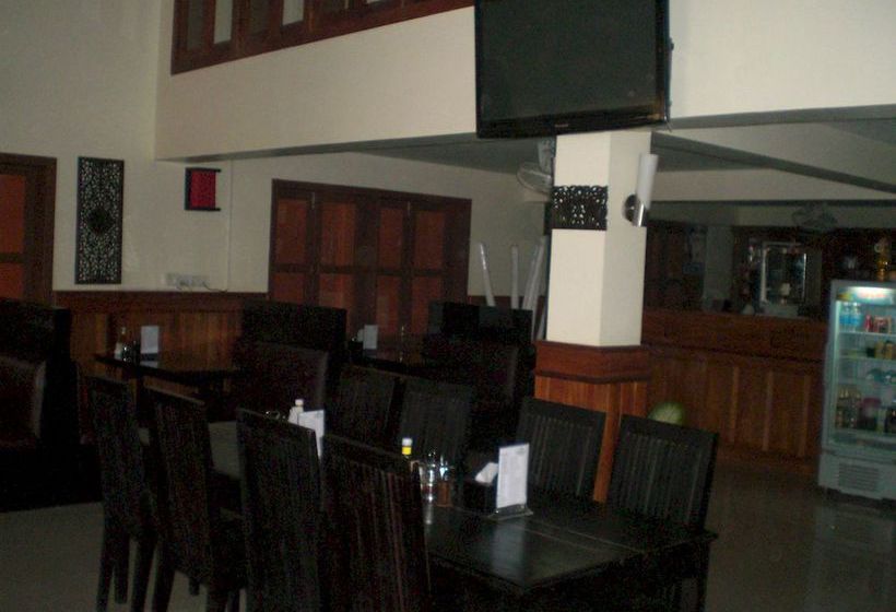 ホテル Emerald City