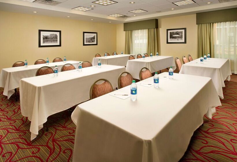 فندق Hampton Inn Kimball
