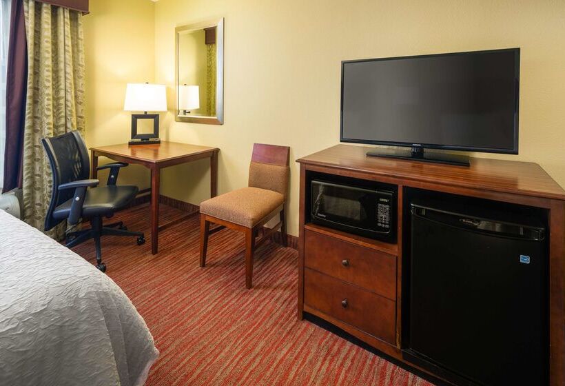 فندق Hampton Inn Kimball