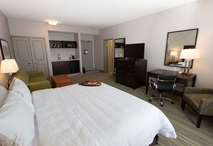 فندق Hampton Inn By Hilton Lloydminster