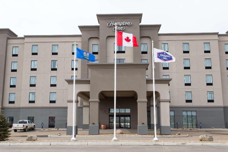 فندق Hampton Inn By Hilton Lloydminster