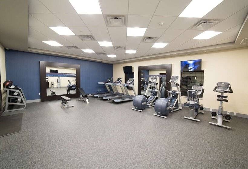 فندق Hampton Inn By Hilton Lloydminster