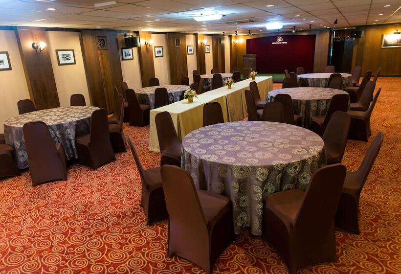 בית מלון כפרי Heritage