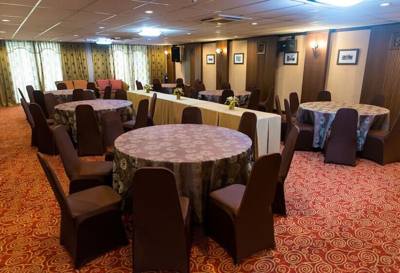 בית מלון כפרי Heritage