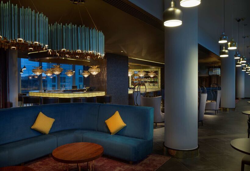 בית מלון כפרי Hilton Bournemouth