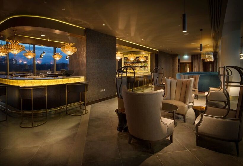 בית מלון כפרי Hilton Bournemouth