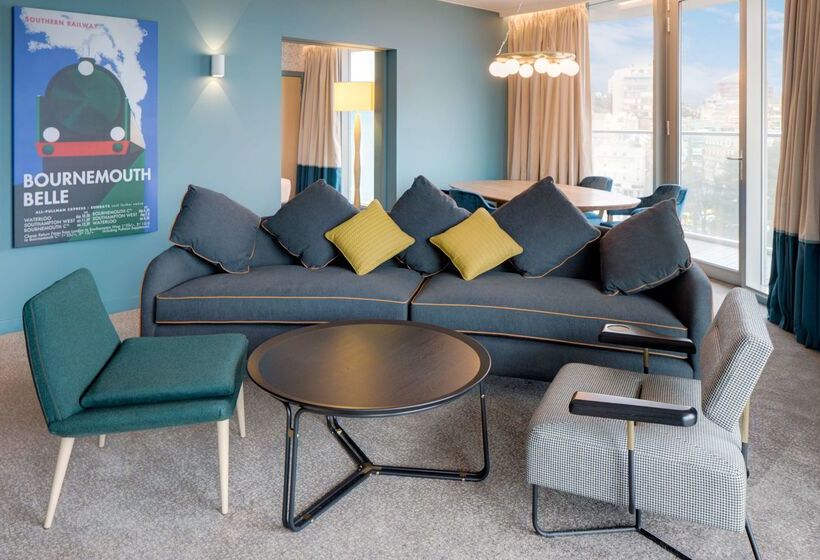 בית מלון כפרי Hilton Bournemouth