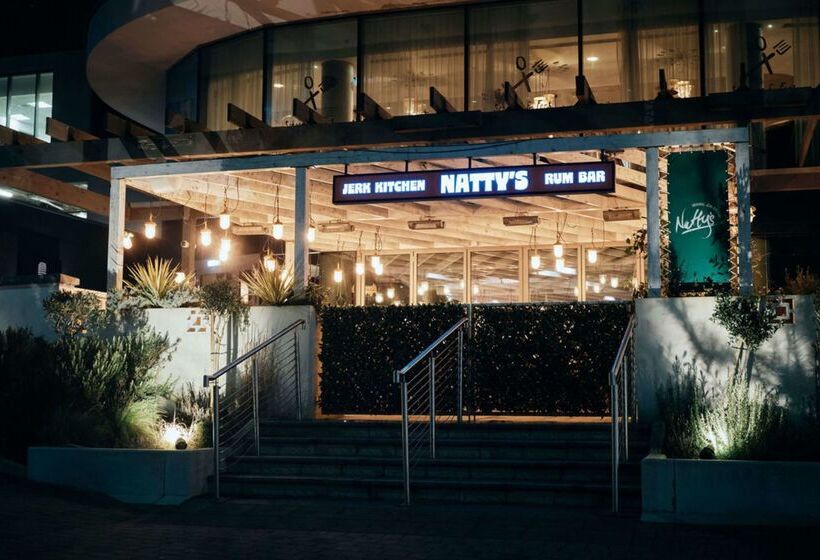 בית מלון כפרי Hilton Bournemouth