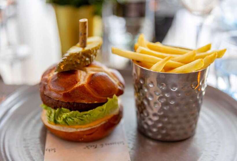 בית מלון כפרי Hilton Bournemouth