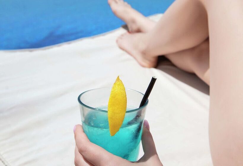 هتل Hilton Dead Sea Resort & Spa