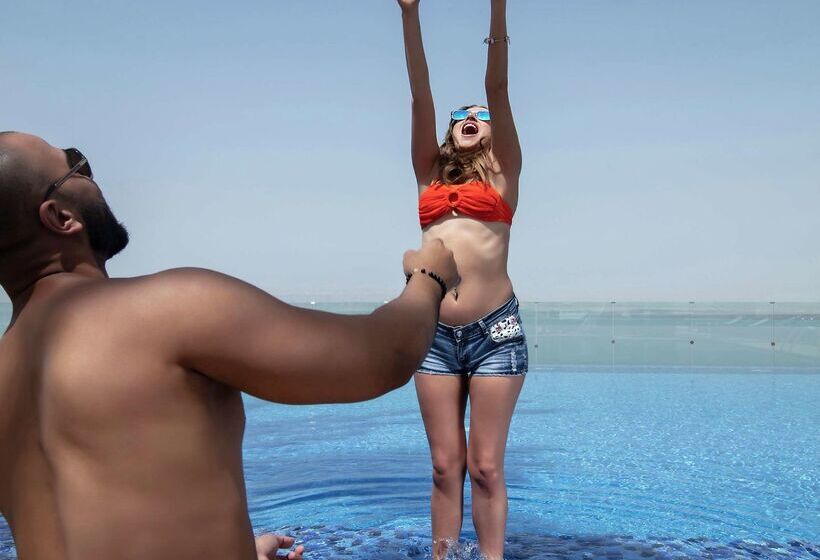 هتل Hilton Dead Sea Resort & Spa