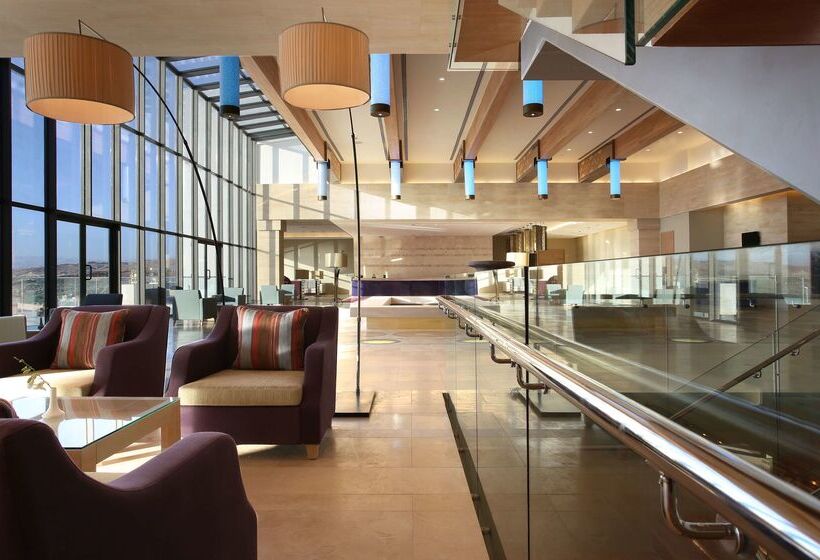 هتل Hilton Dead Sea Resort & Spa