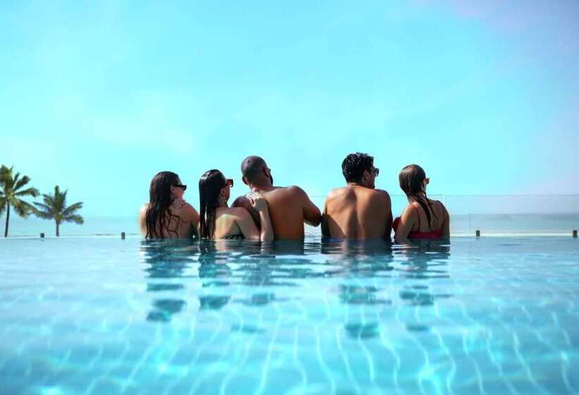 هتل Hilton Dead Sea Resort & Spa