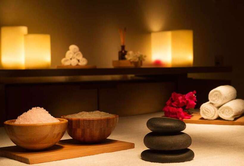 هتل Hilton Dead Sea Resort & Spa