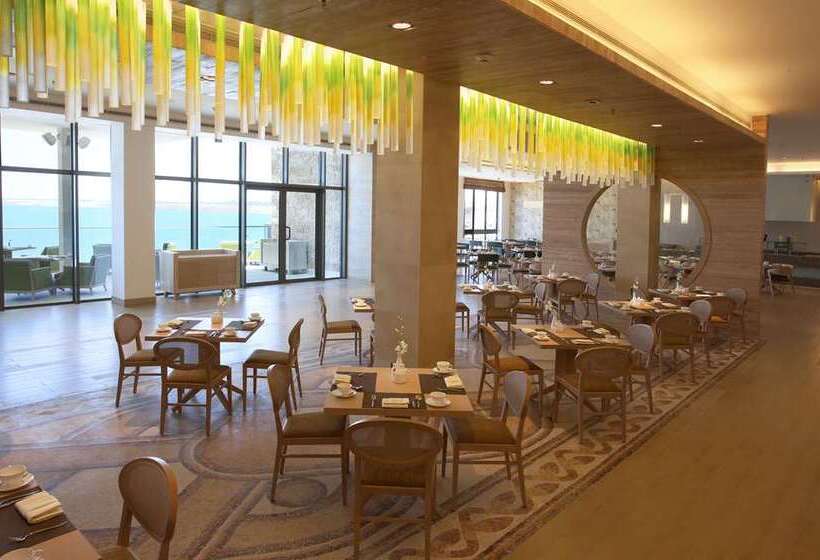 هتل Hilton Dead Sea Resort & Spa
