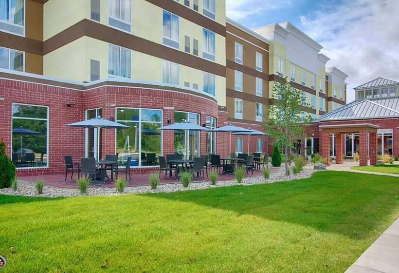 בית מלון כפרי Hilton Garden Inn Benton Harbor/st. Joseph