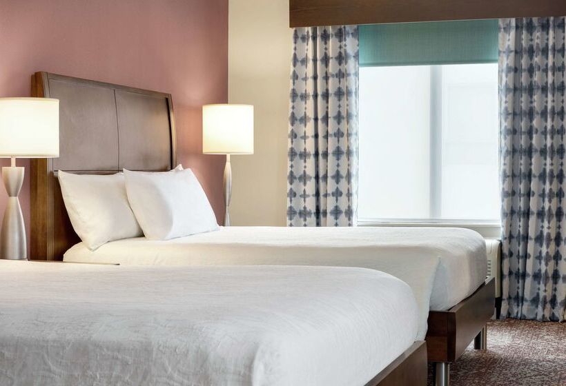 هتل Hilton Garden Inn Louisville Downtown