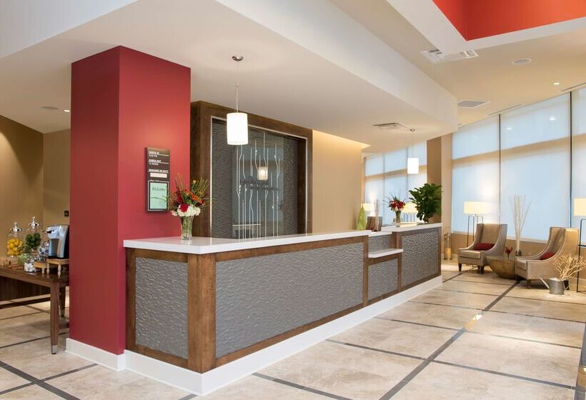 هتل Hilton Garden Inn Louisville Downtown