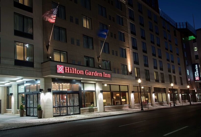 هتل Hilton Garden Inn Louisville Downtown