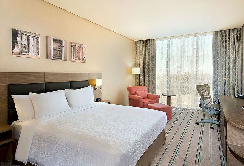 Otel Hilton Garden Inn Tabuk