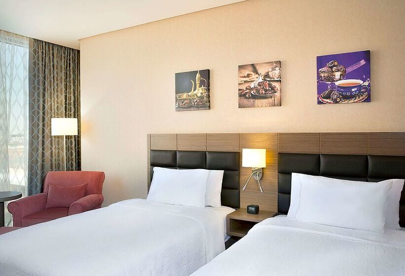 Otel Hilton Garden Inn Tabuk