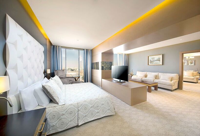 Otel Hilton Garden Inn Tabuk