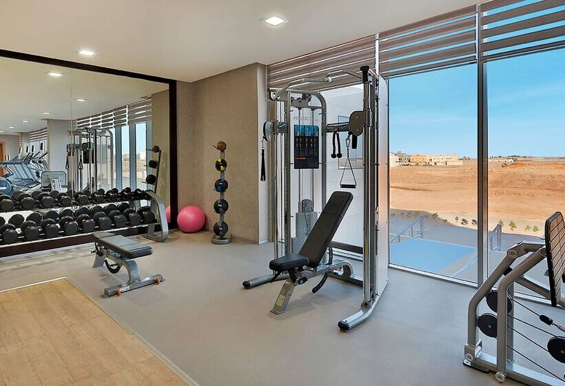 Otel Hilton Garden Inn Tabuk