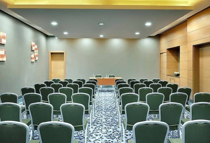 Otel Hilton Garden Inn Tabuk