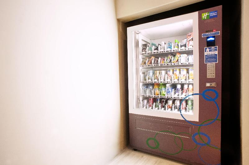 בית מלון כפרי Holiday Inn Express Surabaya Centerpoint, An Ihg