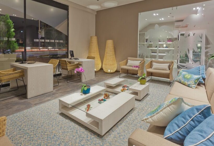 호텔 Holiday Inn Express Yopal, An Ihg