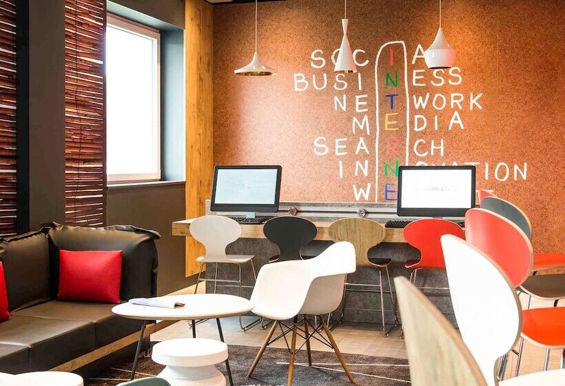 בית מלון כפרי Ibis Milano Fiera