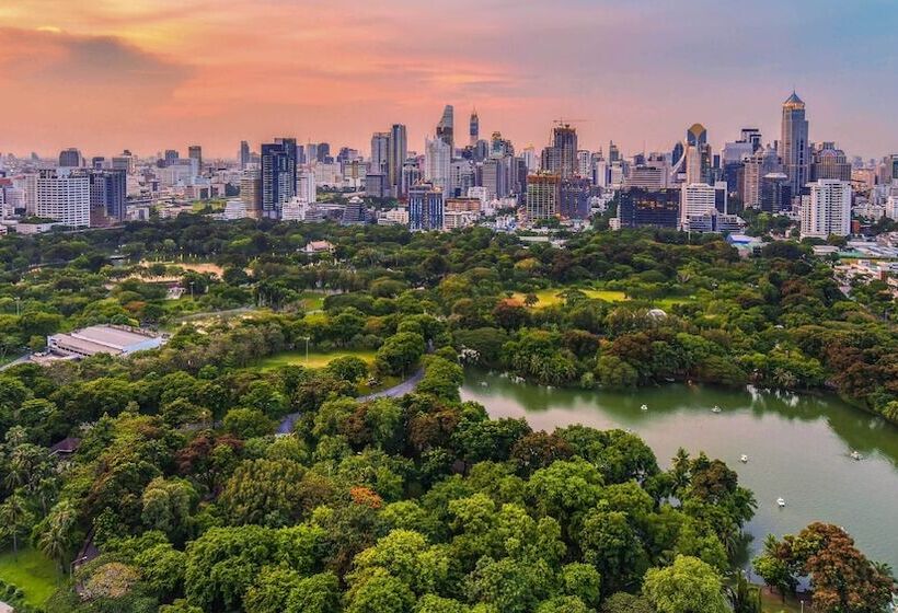 Hotel Indigo Bangkok Wireless Road, An Ihg