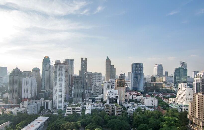 Hotel Indigo Bangkok Wireless Road, An Ihg